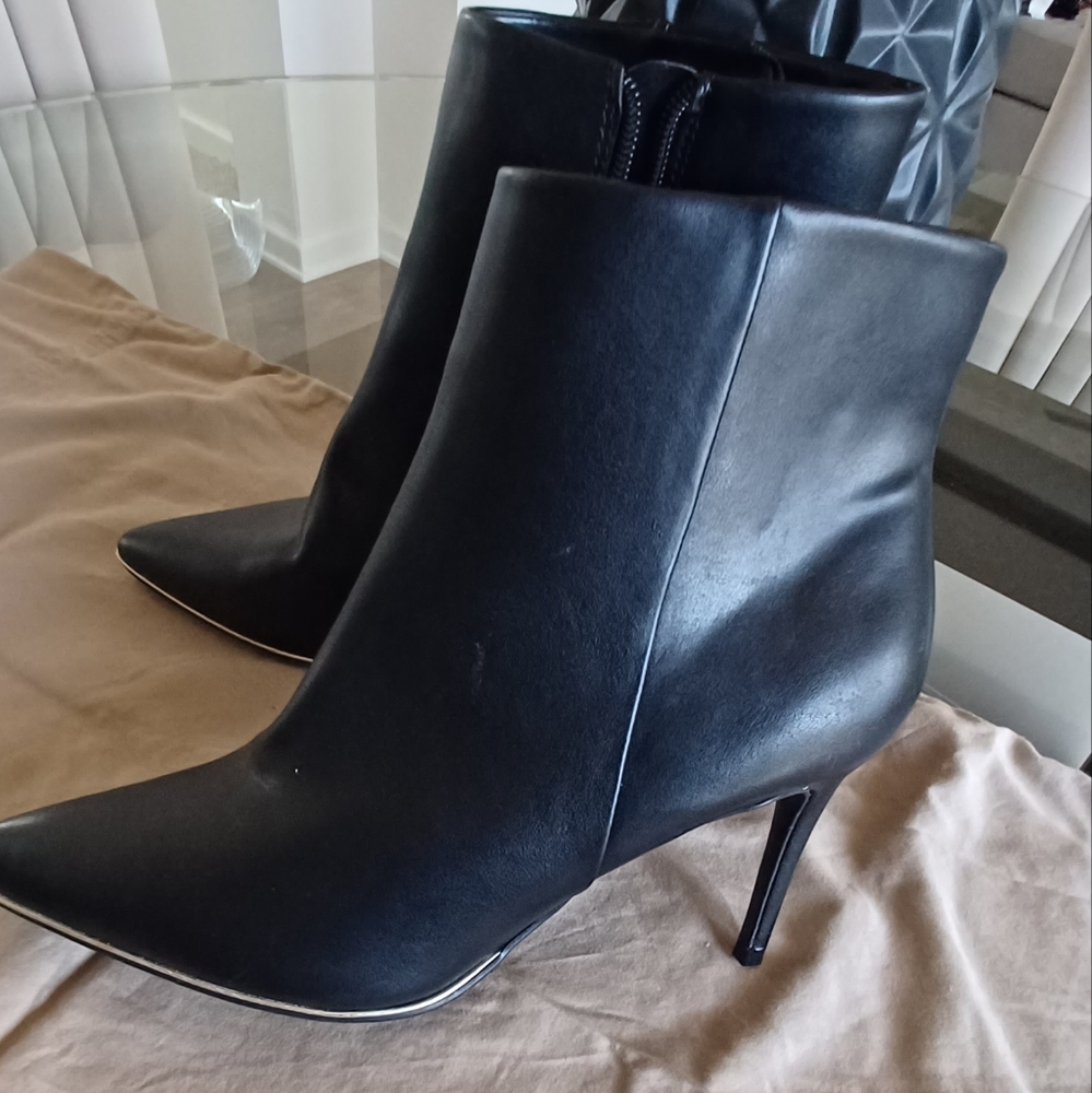 Marc Fisher New Black stiletto ankle 3inch boots..Sz 11, No box! 🔥
